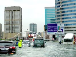 Emiratos Árabes Unidos: fuertes tormentas provocaron inundaciones y afectaron a Dubái y otras ciudades