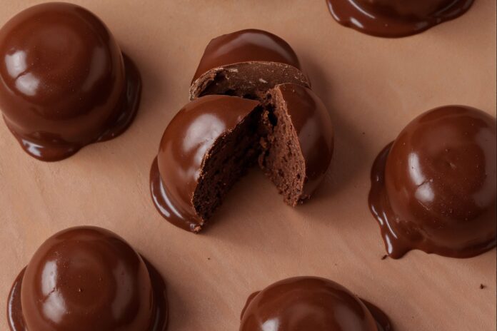 La receta casera de los bombones Oreo sin harina