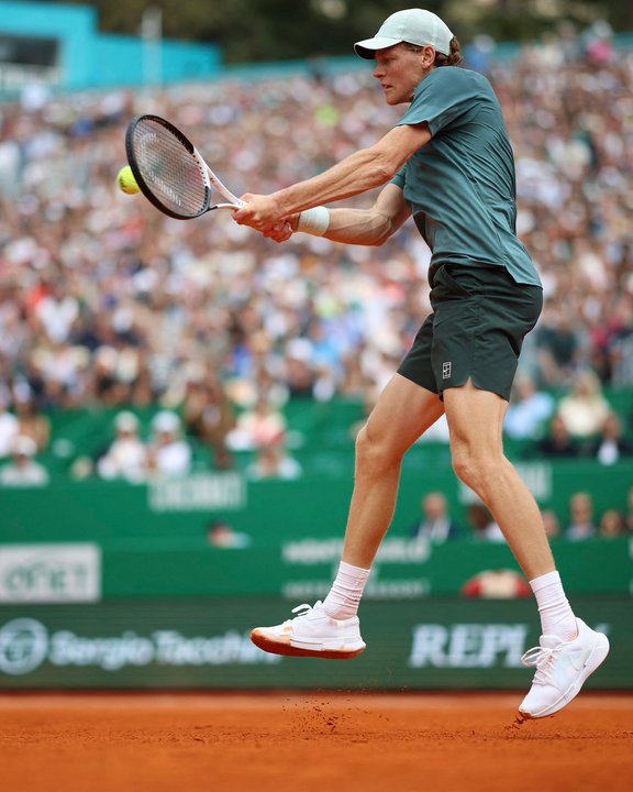 Jannik Sinner derrotó a Humbert y se metió en octavos de final del Masters 1000 de Montecarlo