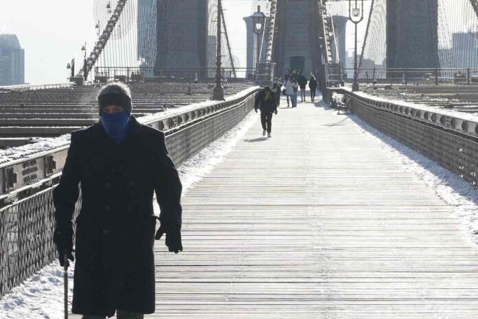 Hasta cuándo se extiende la inusual ola de frío que se instaló con rondas de nieve y viento en Nueva York