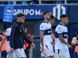 Gimnasia perdió 3 a 0 contra Huracán, complicó la clasificación y llegó a la tercera derrota al hilo