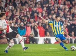 Almirón no habló tras la derrota de Central y puertas adentro aseguran que a Di María “le dolieron mucho” los insultos