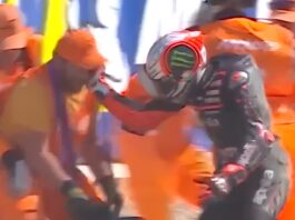 Marco Bezzecchi fue suspendido para el GP de República Checa tras golpear a un comisario de pista