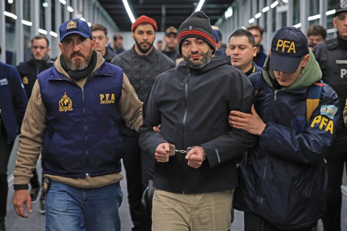 La confesión de uno de los franceses detrás de las encomiendas “contaminadas” con cocaína