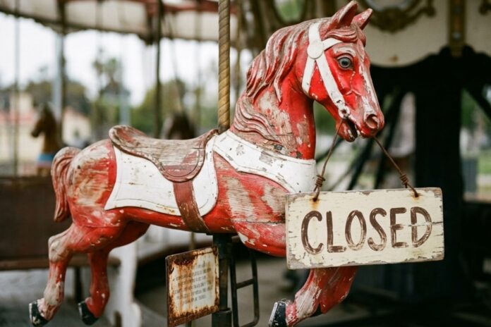 Adiós a un parque de diversiones de California tras 50 años de actividad