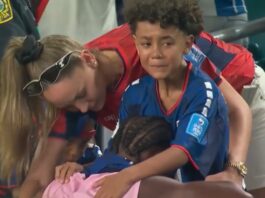 Un futbolista de Cabo Verde se quebró en llanto junto con su esposa y su hijo, tras la derrota ante Argentina