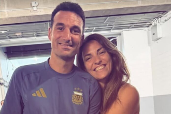 Habló la hermana de Scaloni y el DT dejó una divertida frase sobre su llegada a Pujato: “Se me va a llenar el pueblo de gente”