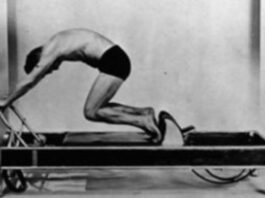 Joseph Pilates, creador del método de entrenamiento: “Somos arquitectos de nuestra vida; la felicidad está subordinada al bienestar físico por encima del nivel social o económico”
