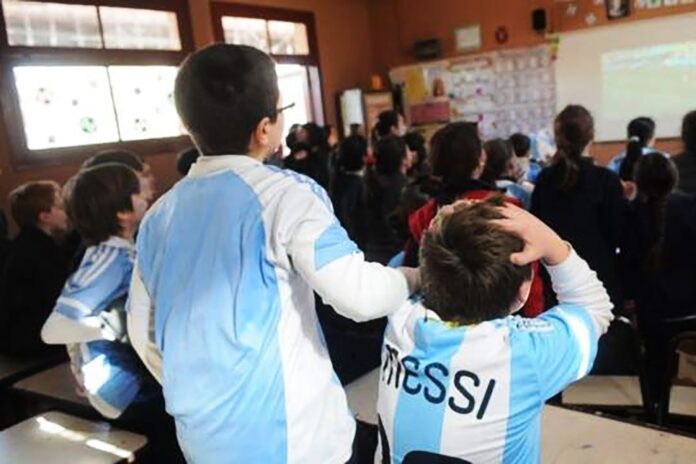 Qué pueden aprender los chicos de este Mundial (y de Messi) más allá del interés por la selección