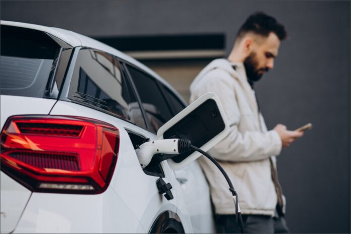 El ahorro que genera un auto eléctrico versus un naftero