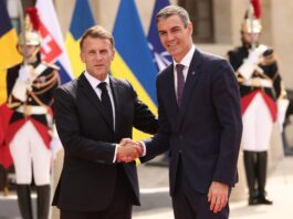 Los gobiernos de Sánchez y Macron exigen una disculpa de Rajoy y hasta la extrema derecha francesa lo criticó