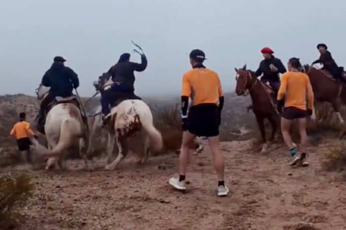 Los organizadores de la carrera explicaron el trasfondo del ataque de jinetes a los participantes en Río Negro