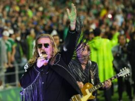 Maná protagonizó el show del entretiempo entre México e Inglaterra tras el cruce con Liam Gallagher