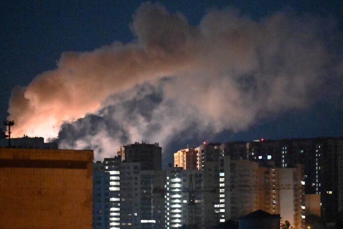 Rusia lanzó otro masivo ataque con misiles balísticos y drones contra Kiev