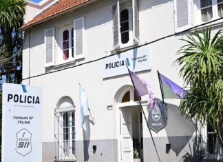 Avanza en el Concejo Deliberante de La Plata un proyecto para reforzar las 16 comisarías con más patrulleros