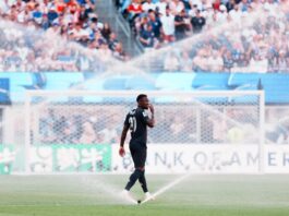Un delantero que generó polémica en el Mundial 2026 podría jugar con Senesi y “Cuti” Romero