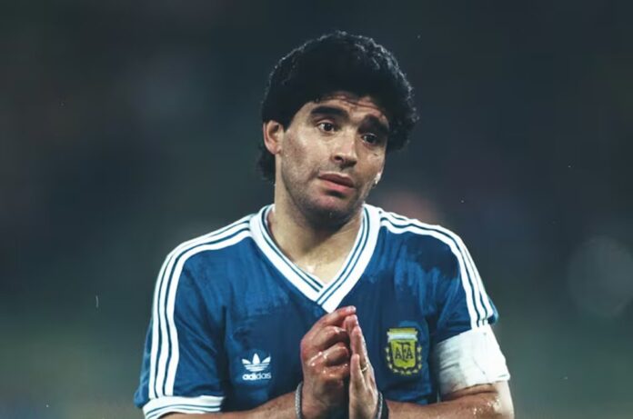 Escándalo en el caso Maradona: peritos de la Junta Médica habrían analizado la historia clínica de Don Diego