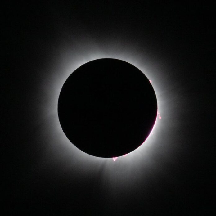 Qué experimento realizará la NASA durante el eclipse solar y dónde podrá verse