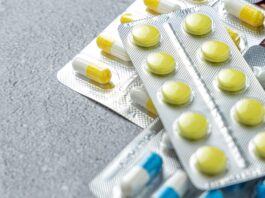 Un informe del Gobierno asegura que los precios de los medicamentos en la Argentina triplican los del exterior y la industria lo niega