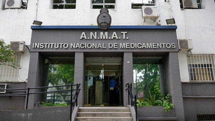 “Ninguna muerte se hubiese producido”: las 10 alertas que recibió la Anmat por el fentanilo mortal y la tardía reacción