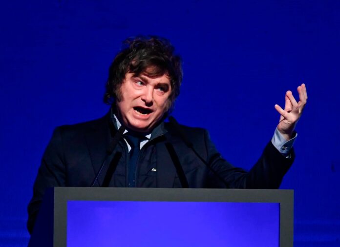 ¿Qué pasaría si Milei no insultara? ¿Volvió la campaña “Milei está loco”?
