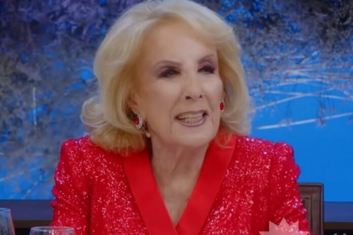 La noche de Mirtha: del impactante look de la Chiqui a los detalles de su última charla con Jorge Messi