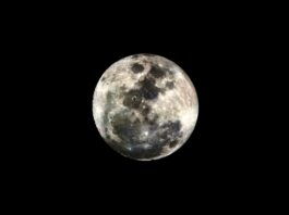 Cuándo es la luna llena de agosto 2026 en la Argentina