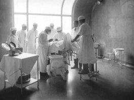 Médicos de tres generaciones: un emblemático centro de salud porteño cumple 100 años, entre cirugías inéditas e influencers foodies