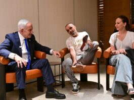 “Lo que hiciste es sencillamente increíble”, le dijo Netanyahu a uno de los pasajeros que neutralizó a atacante de avión