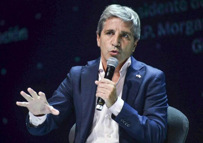 Luis Caputo destacó el respaldo de Estados Unidos y la fuerte acumulación de reservas