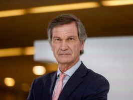 Conrado Estol, neurólogo: “Si alguien se duerme en menos de cinco minutos, es una señal de déficit crónico de sueño”