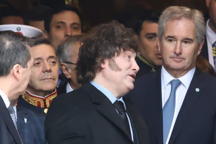 El Gobierno denunció vuelos ilegales de una empresa británica entre Malvinas y Punta Arenas
