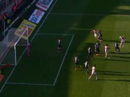 Las dos jugadas polémicas por las que los hinchas de Unión insultaron a Tapia en la caída ante Independiente