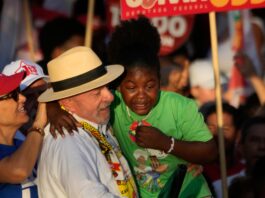 Lula empieza a mostrar signos de desesperación en una campaña cada vez más ajustada