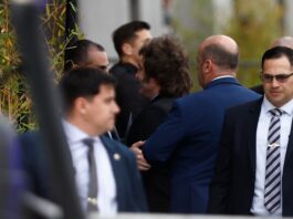 Milei participa de un homenaje a Cambiaso y lo distingue como “embajador Extraordinario y Plenipotenciario”