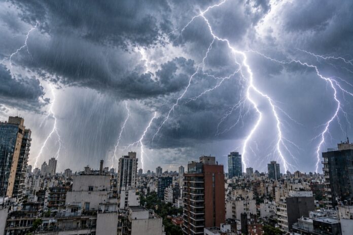 Avanza una ciclogénesis de 48 horas que provocará tormentas localmente intensas y un brusco cambio en la temperatura, en el cierre de septiembre: las zonas afectadas