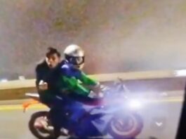 Video: motochorros le apuntaron con un arma a un conductor en la autopista Buenos Aires-La Plata