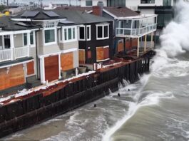 La tormenta Rachel golpeó California con olas gigantes, viviendas dañadas y evacuaciones