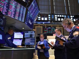 El riesgo país trepa más de 6%, alcanza un nuevo máximo en el año y queda al borde de los 800 puntos