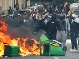 Francia bajo tensión: escuelas cerradas, incendios en colegios y reclamos por condiciones laborales