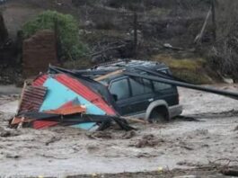 Impactante aluvión en Santiago de Chile y sus alrededores