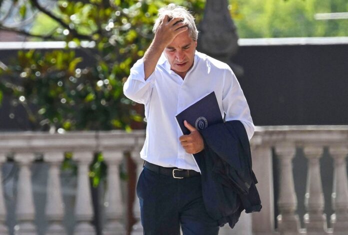Qué dice el primer informe privado que confirma la recesión