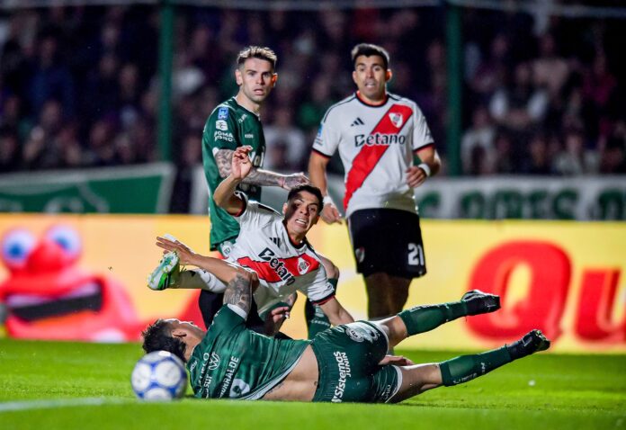 River, como ya le pasó en otros momentos culminantes del año, sigue sin dar el estirón