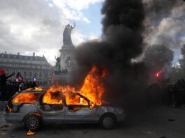 El miedo y la incertidumbre de los argentinos en medio de los violentos disturbios en Francia: “Me hizo acordar a 2001”
