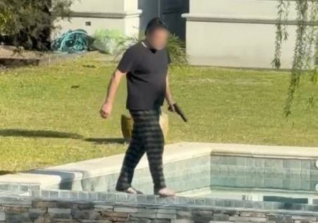 Conmoción en Nordelta: filmaron a un vecino mientras disparaba a un grupo de carpinchos