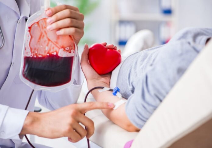 Donar sangre: quiénes pueden, quiénes no y cuánto hay que esperar después de un tatuaje
