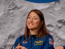 Christina Koch, astronauta y ganadora del premio Princesa de Asturias: “La gente se preocupa por si cambiaremos la Luna igual que hemos cambiado la Tierra; esa es nuestra elección”
