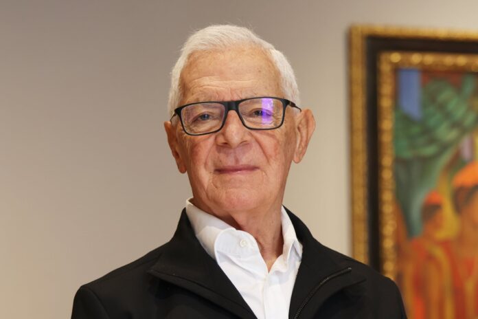 Eduardo Costantini responde a la acusación de su exesposa: “El tema está terminado, ya compré otra parcela”