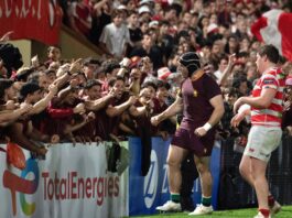 Newman, el equipo casi perfecto, debió remontar, quebró a Alumni con un try discutible y es finalista