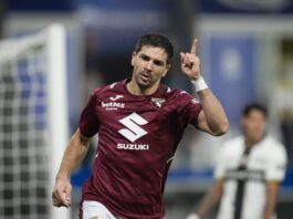 Gio Simeone rompió la sequía en Torino con dos goles, uno impresionante, e igualó a Milito con 86 tantos en la Serie A